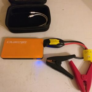 Arrancador/Cargador batería p/auto, moto, celular - Lusqtoff Pb100